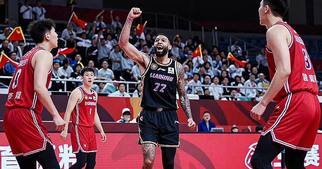 Pablo Laso và bài toán Efes không còn Mike James: Khi hệ thống mất đi trụ cột duy nhất
