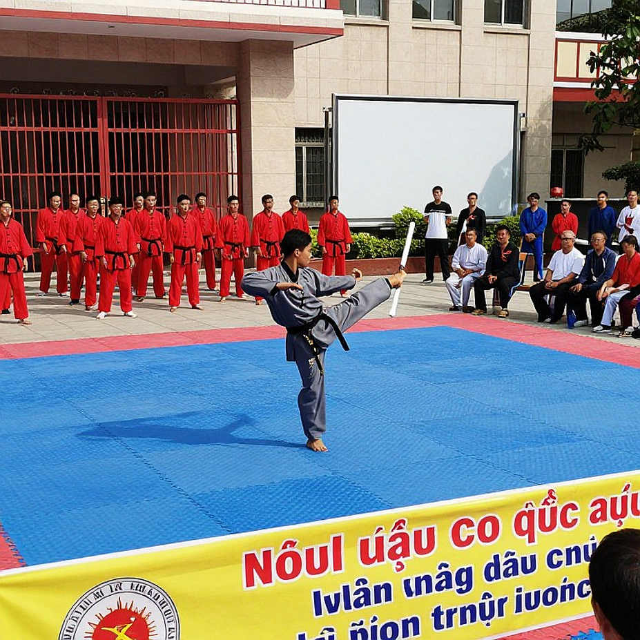 Võ đài rỗng dữ liệu: khi bản phân tích trung thực nhất là bản nói "không đủ thông tin"