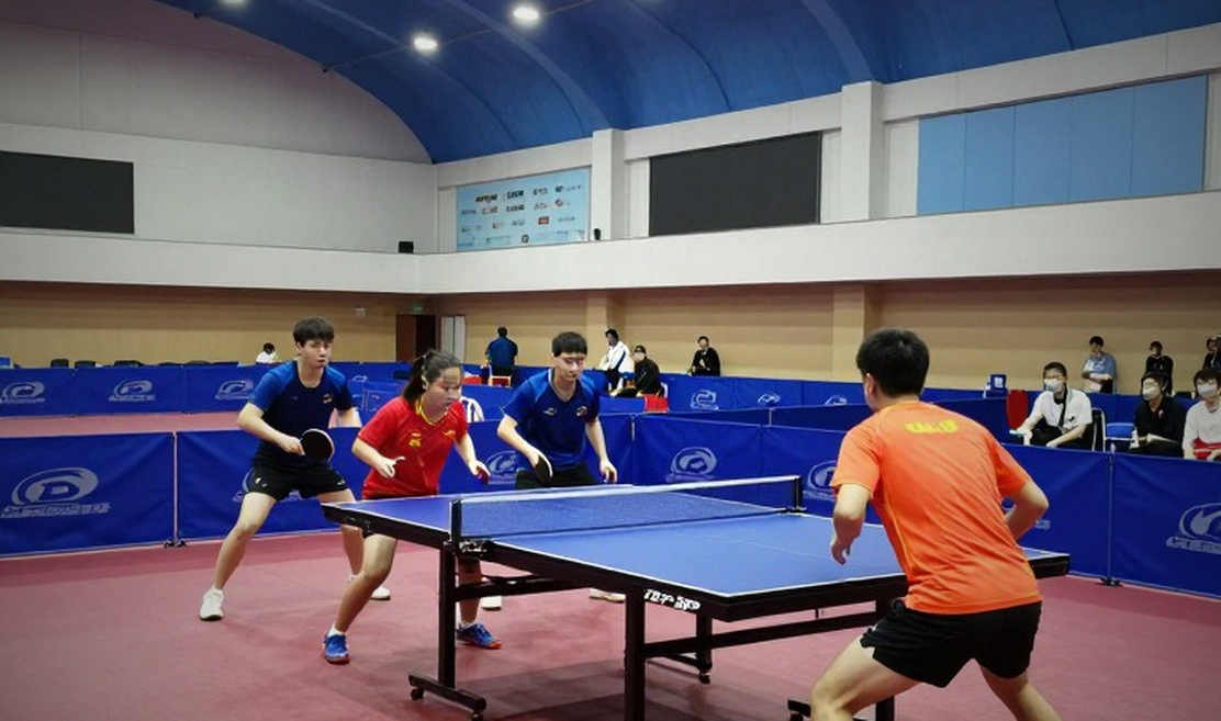 Chiếc bàn London 2026 và cỗ máy hội viên của bóng bàn Anh
