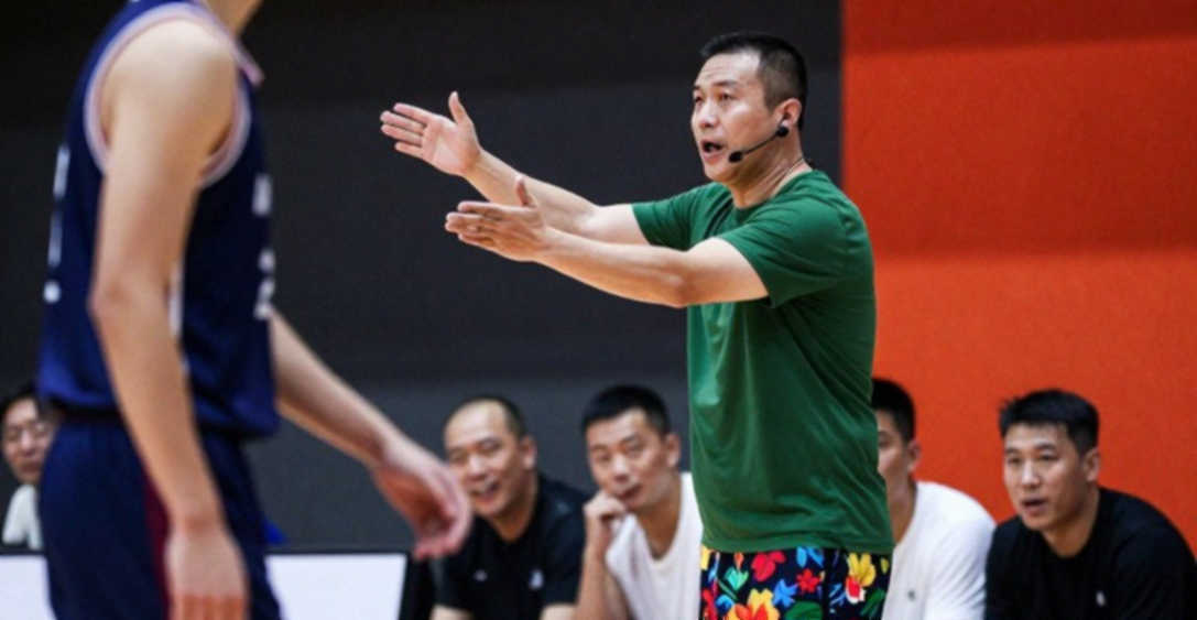 Esenler Erokspor ký vua kiến tạo BSL: đọc thương vụ qua cấu trúc, không qua danh hiệu Esenler Erokspor ký vua kiến tạo BSL: đọc thương vụ qua cấu trúc, không qua danh hiệu