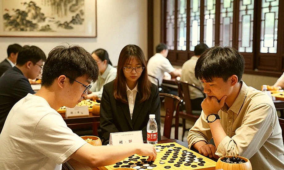 Phòng thủ Ấn Độ của Vua: Nước 9...a5 và lối rẽ khỏi lý thuyết bắt buộc Phòng thủ Ấn Độ của Vua: Nước 9...a5 và lối rẽ khỏi lý thuyết bắt buộc