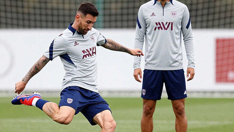 Giải mã V.League: Khi bóng đá Việt Nam tự bẫy mình bằng dữ liệu