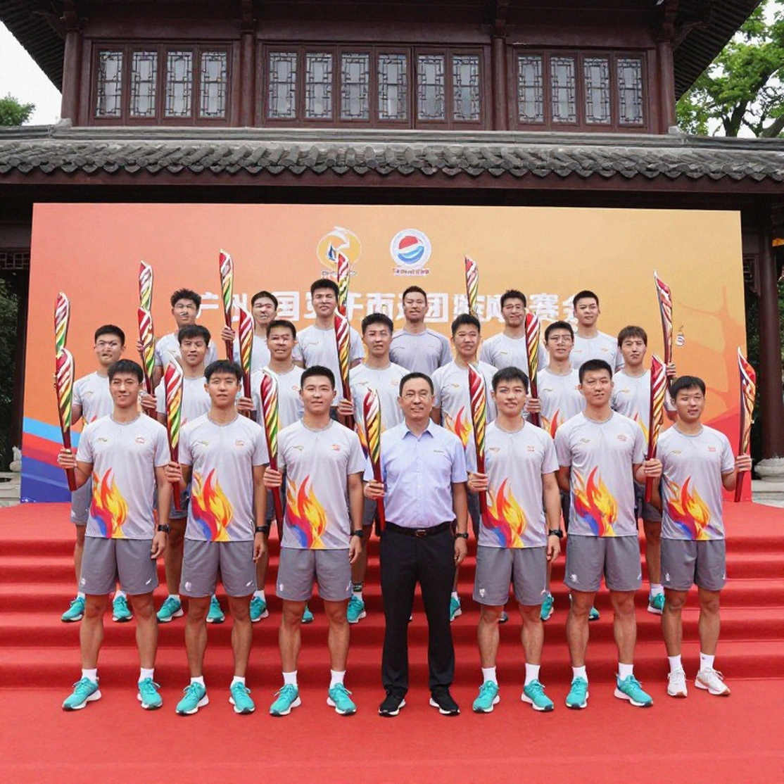 U23 Việt Nam 2-0 U23 Philippines: Chiếc áo đen may mắn và 45 phút bị tiêu đề bỏ quên