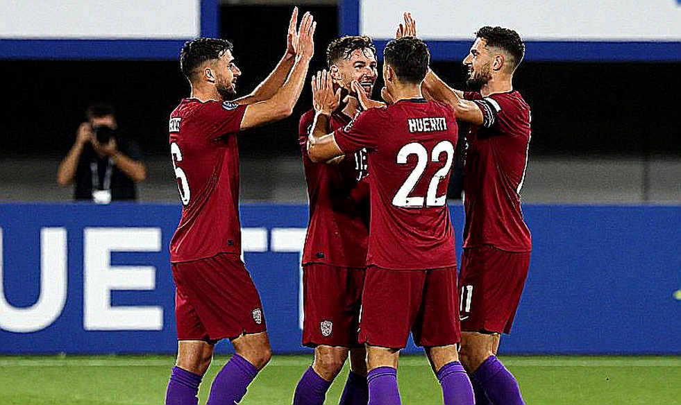 Bản tin Liverpool thắng 4-3 và phép thử xác minh nguồn của báo chí bóng đá