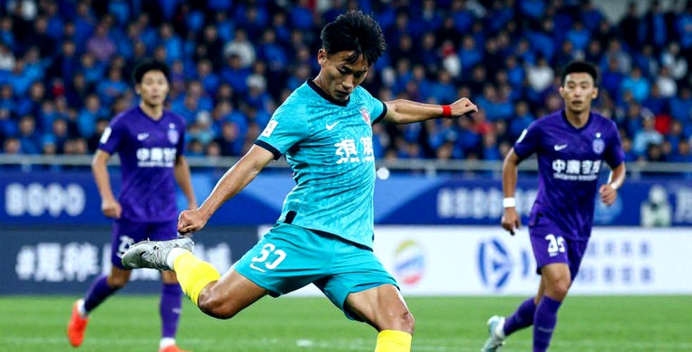 Thiên Trường và canh bạc thế hệ: Kim Sang Sik chuẩn bị gì cho Asian Cup 2027?