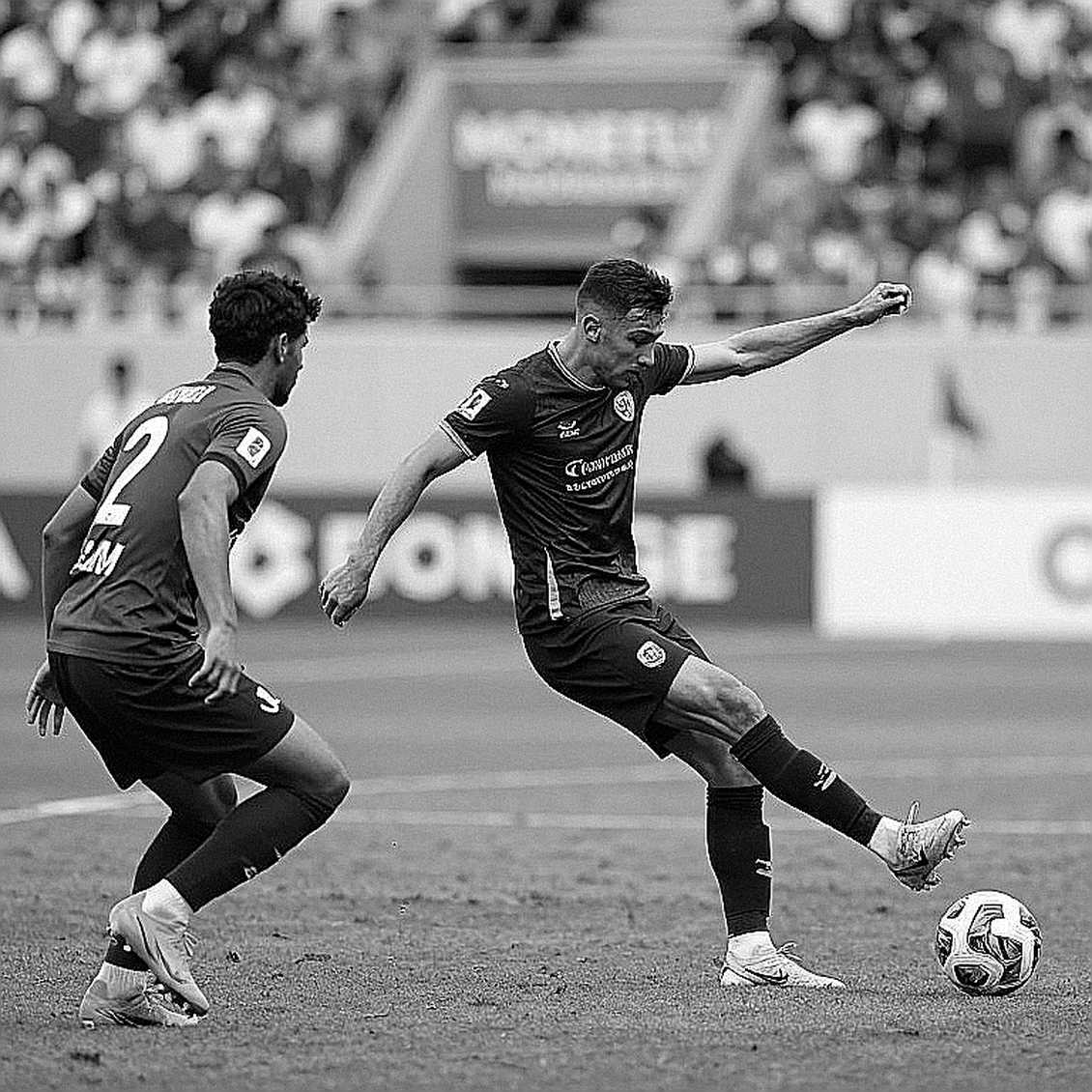 Indonesian Media Reactions to Vietnam Player Injuries Ahead of ASEAN Cup Indonesian Media Reactions to Vietnam Player Injuries Ahead of ASEAN Cup